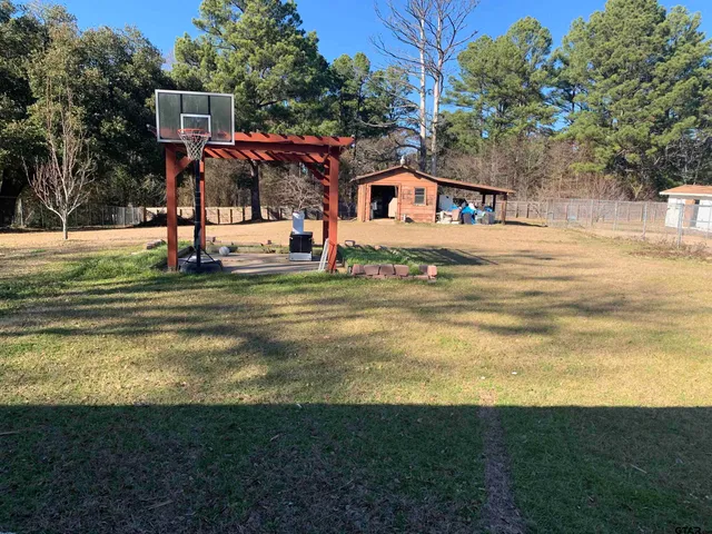 $239,000 | 23077 3 Points Drive, Frankston, TX 75763