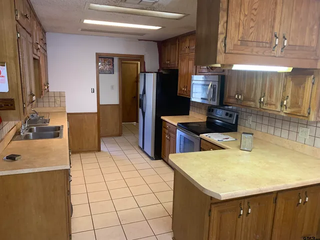 $239,000 | 23077 3 Points Drive, Frankston, TX 75763