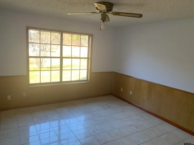 $239,000 | 23077 3 Points Drive, Frankston, TX 75763