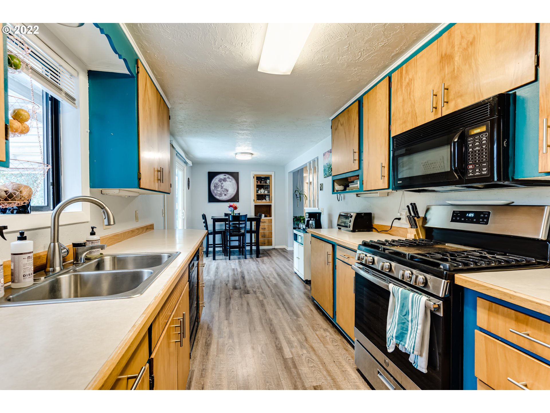 832 Greg Way Eugene, OR 97404 - Photo 13 of 32 Gallery Image 13