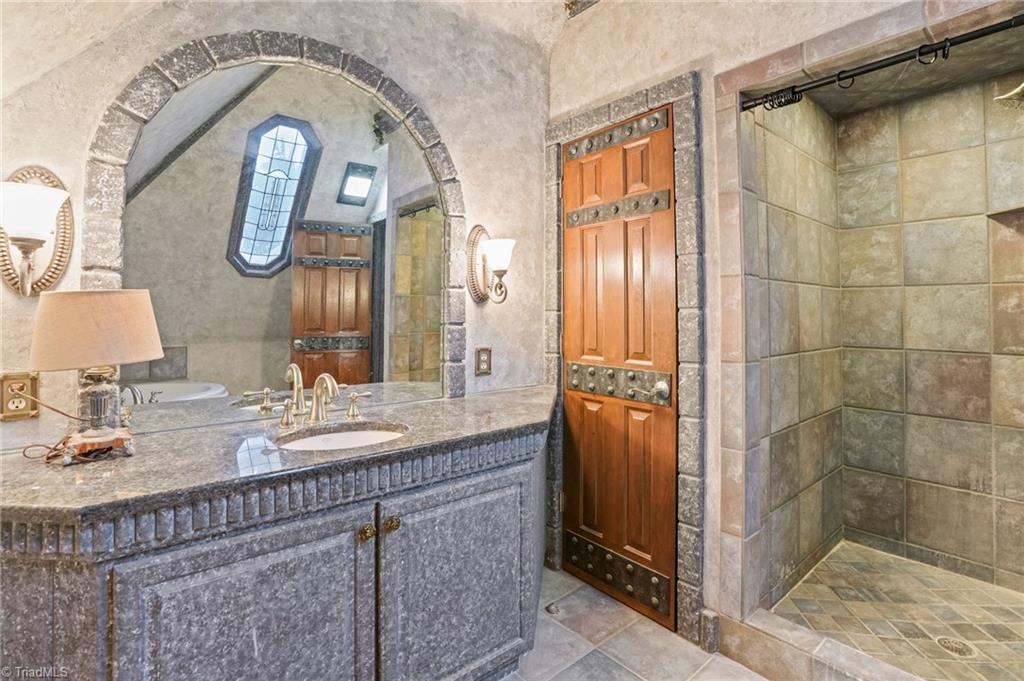 5586 Anson Road Greensboro, NC 27407 - Photo 32 of 50 Gallery Image 32