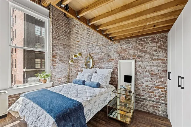 $165,000 | 308 West 8th Street, Unit 304, Kansas City, MO 64105