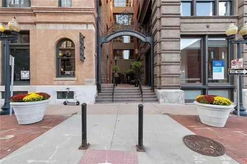 $165,000 | 308 West 8th Street, Unit 304, Kansas City, MO 64105