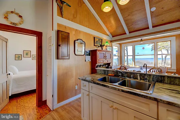 $849,500 | 5174 Winder Lane, Chincoteague Island, VA 23336