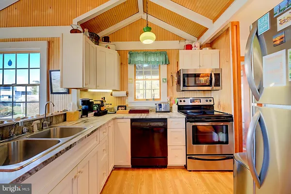 $849,500 | 5174 Winder Lane, Chincoteague Island, VA 23336