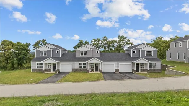 $324,900 | 2213 Lebanon Drive, McKeesport, PA 15135