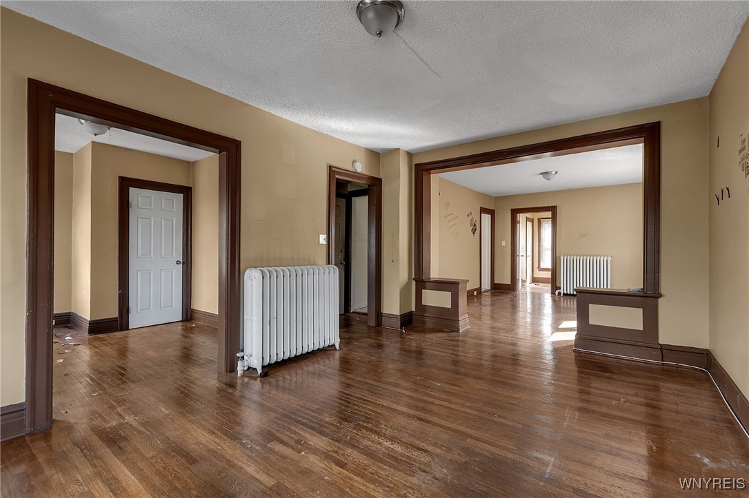 195 Riverside Avenue Buffalo, NY 14207 - Photo 16 of 34