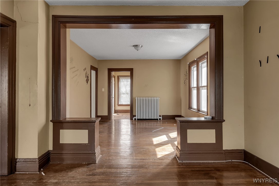 195 Riverside Avenue Buffalo, NY 14207 - Photo 18 of 34