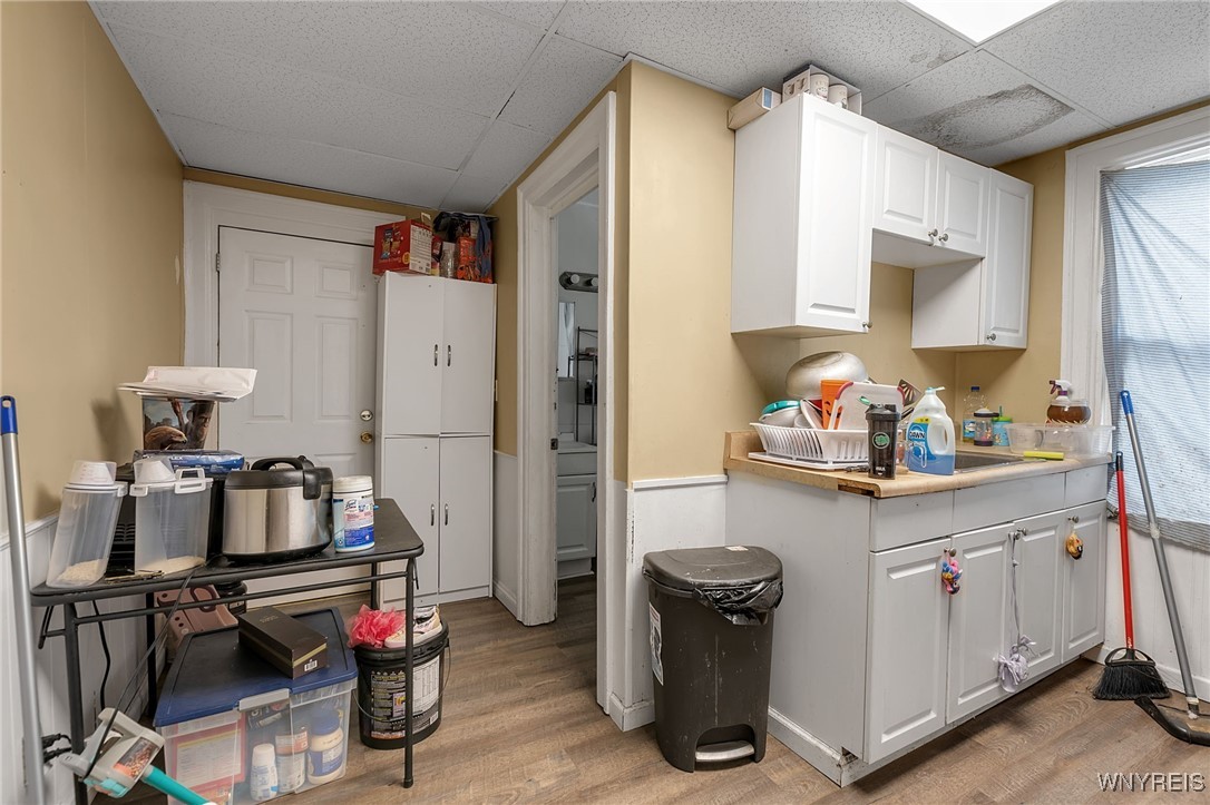 195 Riverside Avenue Buffalo, NY 14207 - Photo 8 of 34