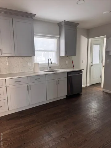 $3,300 | 14 Fenner Lane, Nanuet, NY 10954