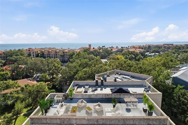 $895,000 | 1320 Oak Street, St. Simons Island, GA 31522