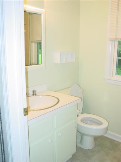 3635 Lexington Road Versailles, KY 40383 - Photo 19 of 74 2nd floor common bath