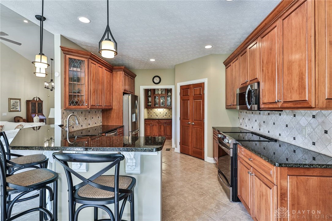 3974 Sable Ridge Drive Bellbrook, OH 45305 - Photo 12 of 68 Gallery Image 12