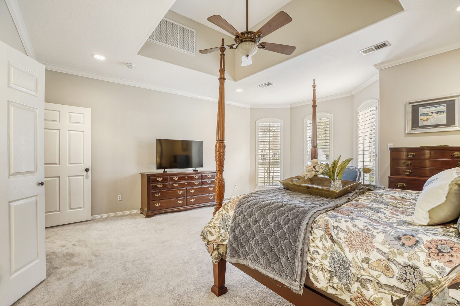 5308 Mountain Grove Court Spring, TX 77379 - Photo 15 of 31 The room is filled with abundant natural light, creating a bright and inviting retreat.