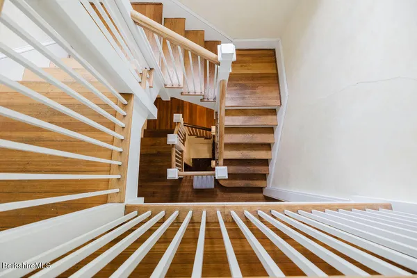 $649,000 | 168 Main Street, Sheffield, MA 01257