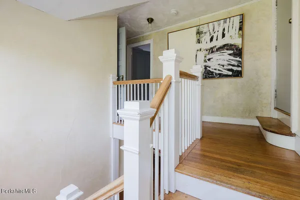 $649,000 | 168 Main Street, Sheffield, MA 01257