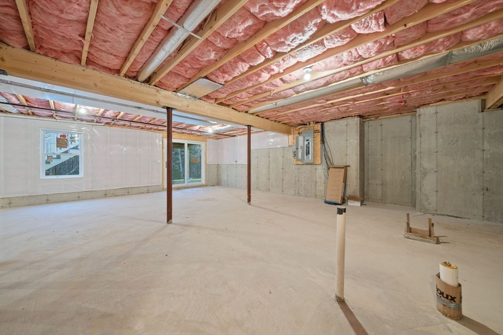 27 Caleb Drive Middleboro, MA 02346 - Photo 32 of 42