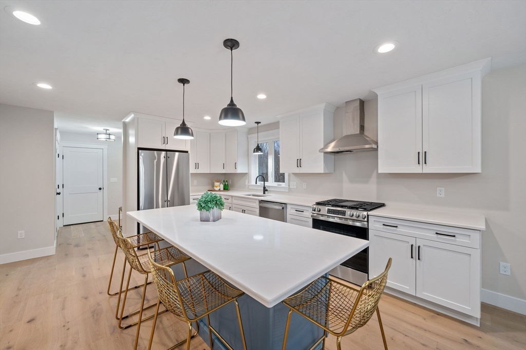 27 Caleb Drive Middleboro, MA 02346 - Photo 4 of 42