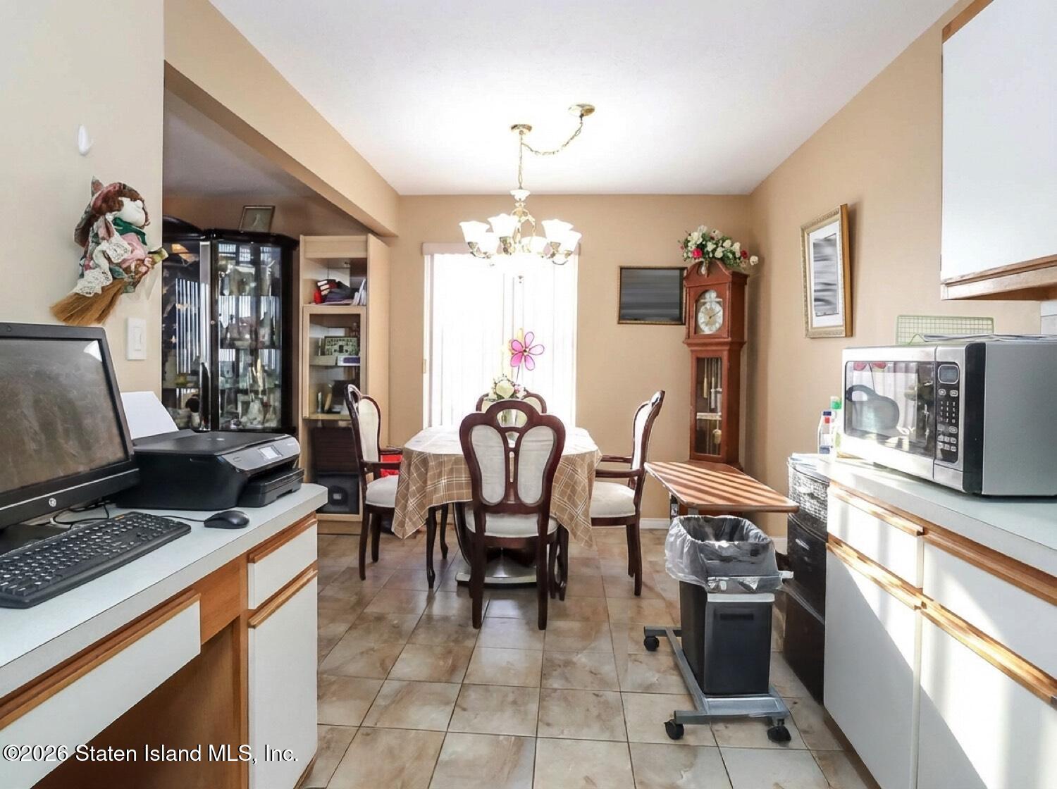 45 Jamie Lane Staten Island, NY 10312 - Photo 12 of 23 IMG_7783