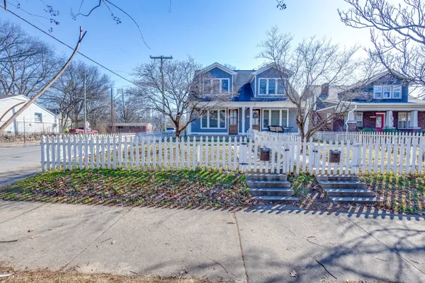 $2,750 | 628 Shelby Avenue, Unit B, Nashville, TN 37206