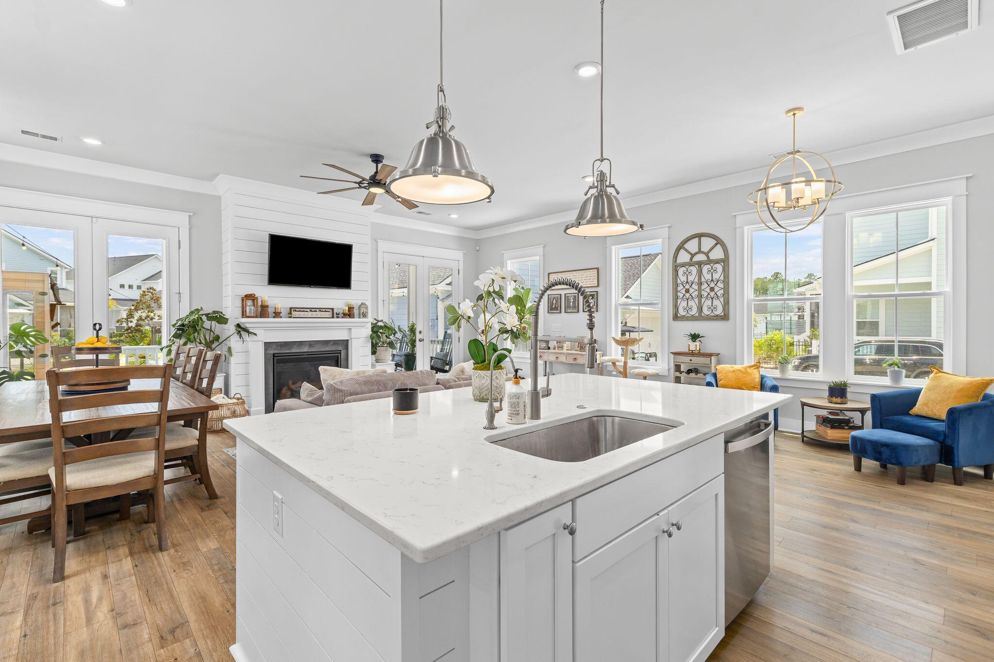 1779 Timmons Street Mount Pleasant, SC 29466 - Photo 24 of 65 1779 Timmons Gourmet Kitchen