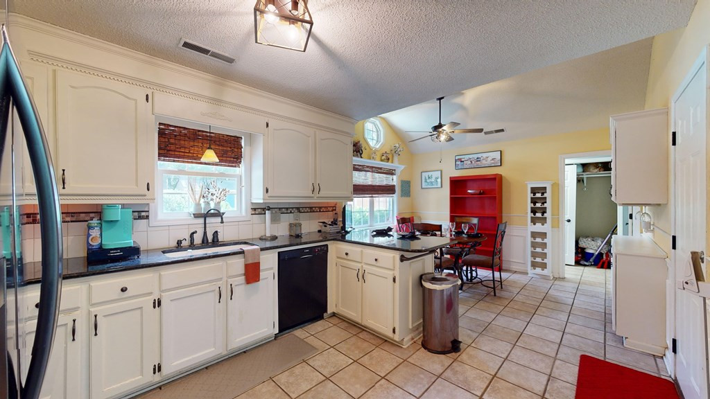 932 Saltwood Road Sumter, SC 29154 - Photo 10 of 50 Gallery Image 10