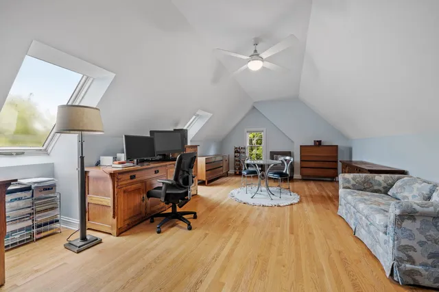 $1,249,000 | 3855 Glendenning Road, Downers Grove, IL 60515