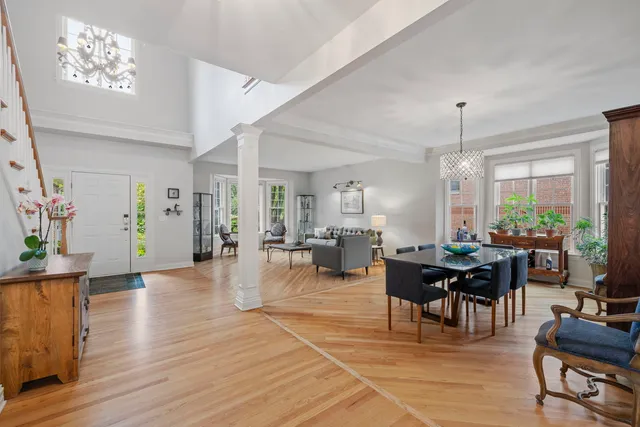 $1,249,000 | 3855 Glendenning Road, Downers Grove, IL 60515