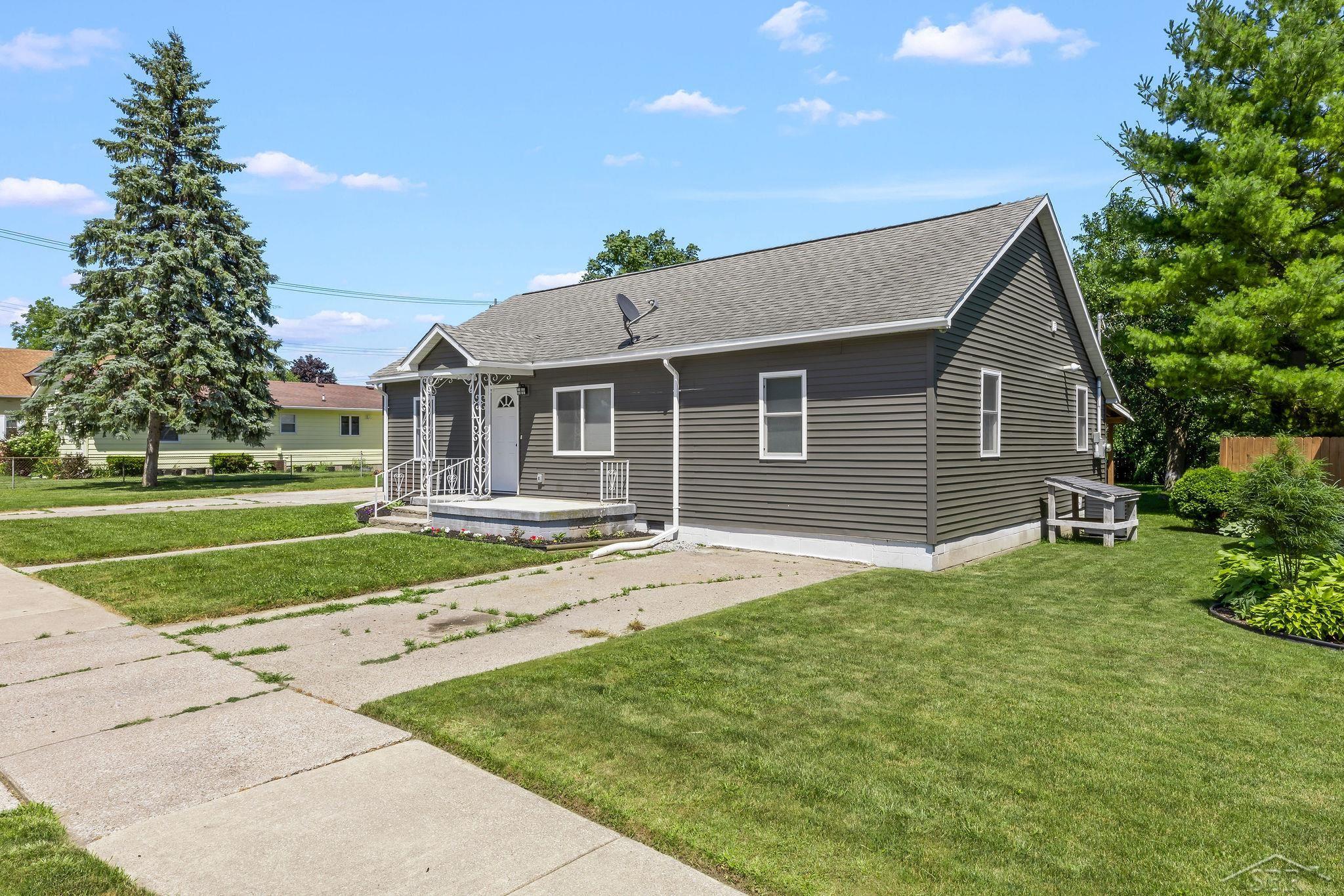 305 Braddock Street Bay City, MI 48708 - Photo 30 of 36