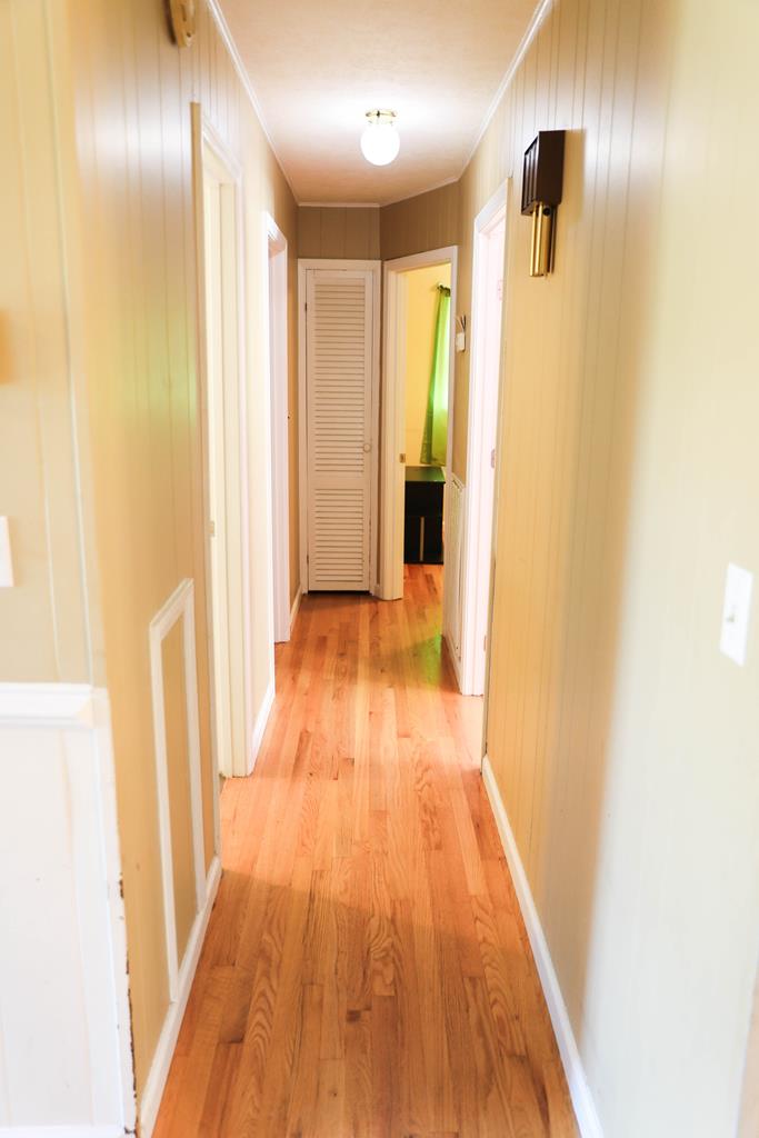 265 Locust Point Road Saltville, VA 24370 - Photo 21 of 36 Gallery Image 21