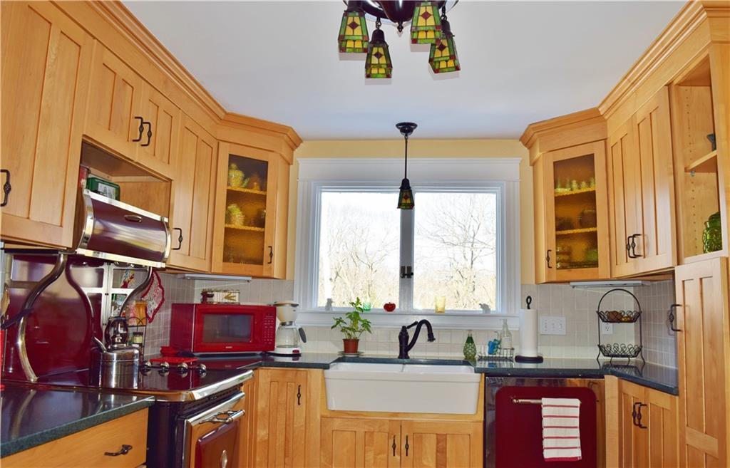 9 Ivie Road Cape Elizabeth, ME 04107 - Photo 12 of 35 Photo