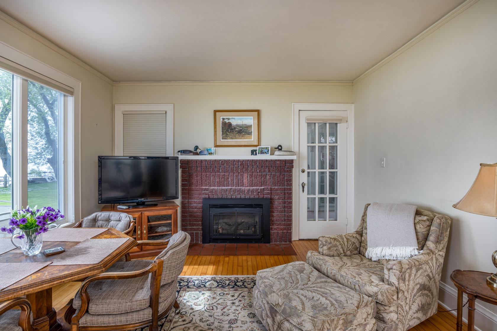 188 Adella Beach Road Neenah, WI 54956 - Photo 6 of 48