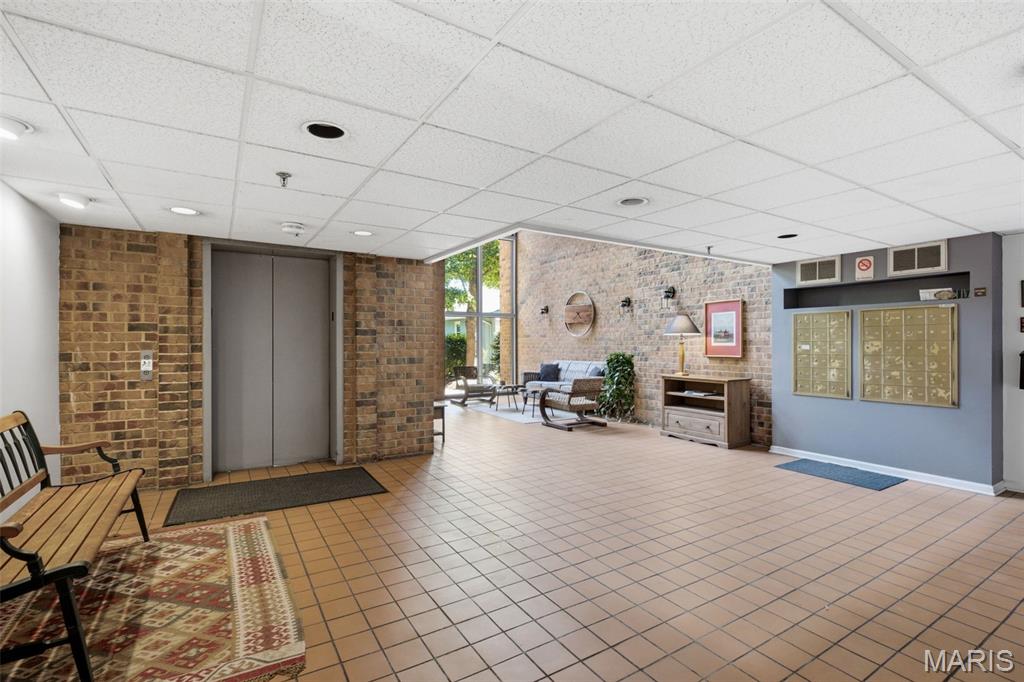 1030 North Harrison Avenue, Unit 404 St. Louis, MO 63122 - Photo 4 of 31