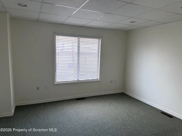 $1,475 | 442 Larch Street, Scranton, PA 18509