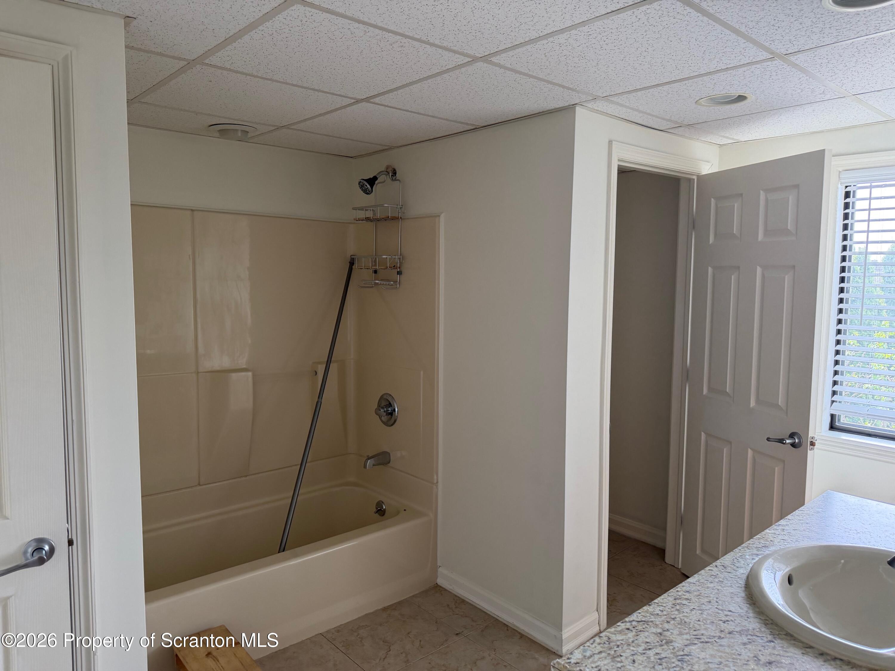 442 Larch Street Scranton, PA 18509 - Photo 13 of 16 IMG_6378