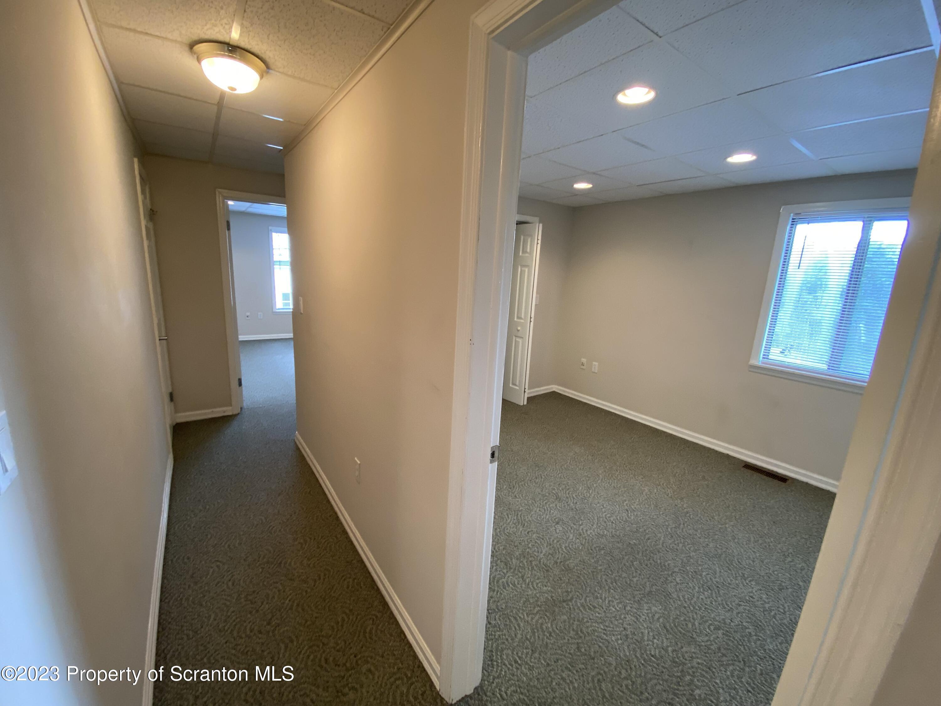 442 Larch Street Scranton, PA 18509 - Photo 7 of 16 IMG_9037