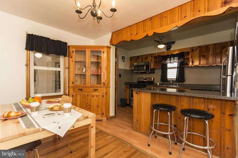 1824 Berrywood Road Baltimore, MD 21234 - Photo 7 of 23 Dining Room