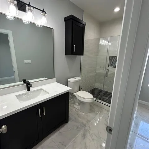 $1,250 | 2108 East Viviana Street, Unit 1, Edinburg, TX 78541