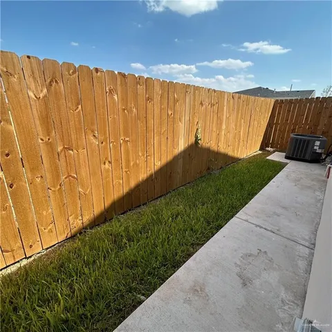 $1,250 | 2108 East Viviana Street, Unit 1, Edinburg, TX 78541