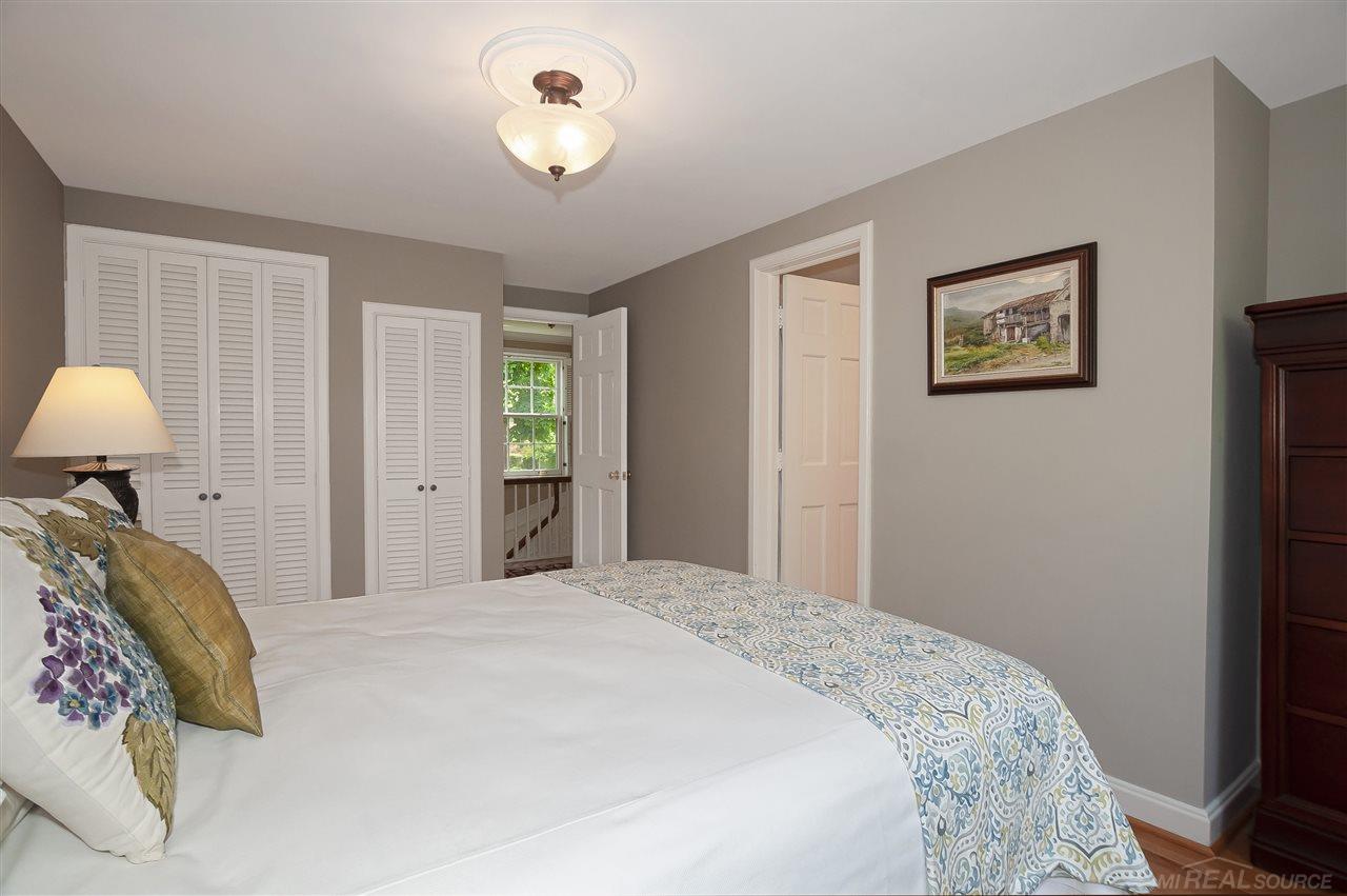 74 Lewiston Road Grosse Pointe Farms, MI 48236 - Photo 34 of 67