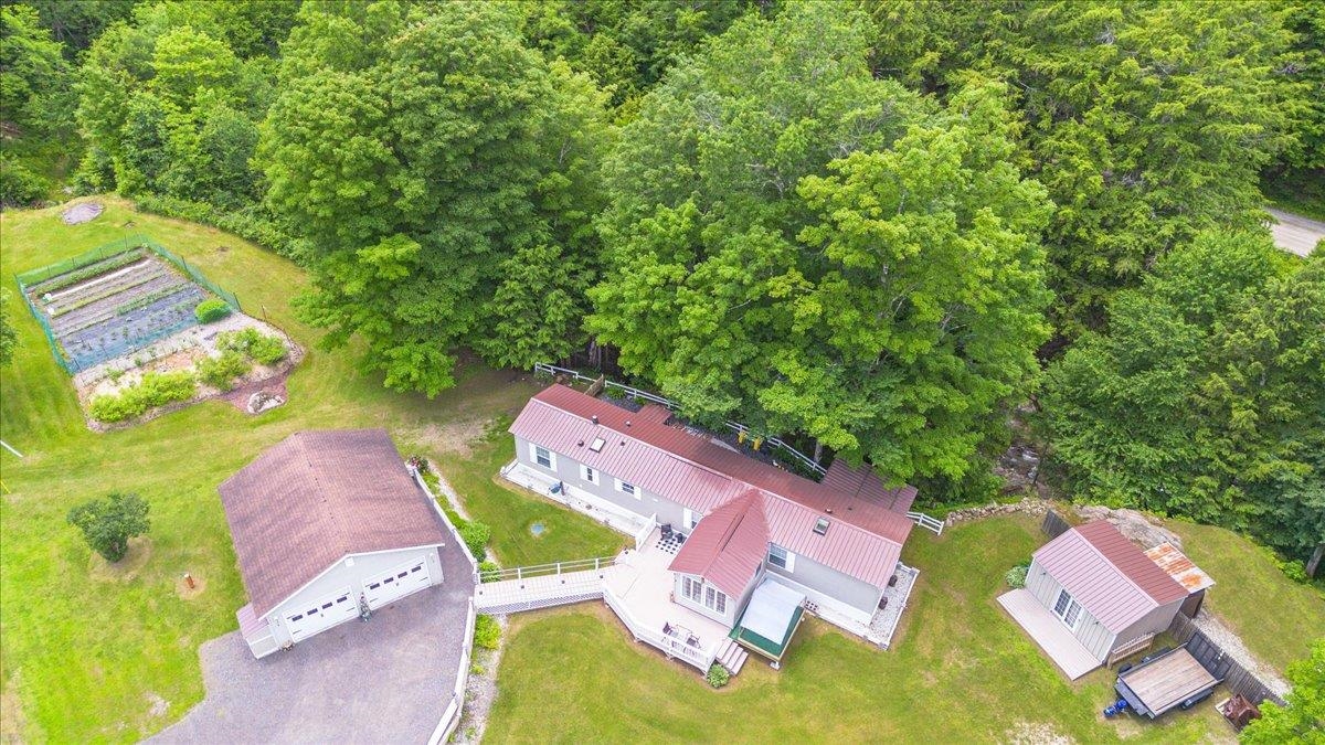 8642 Main Road Huntington, VT 05462 - Photo 2 of 48