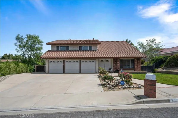 $869,900 | 6832 Ranchgrove Road, Riverside, CA 92506