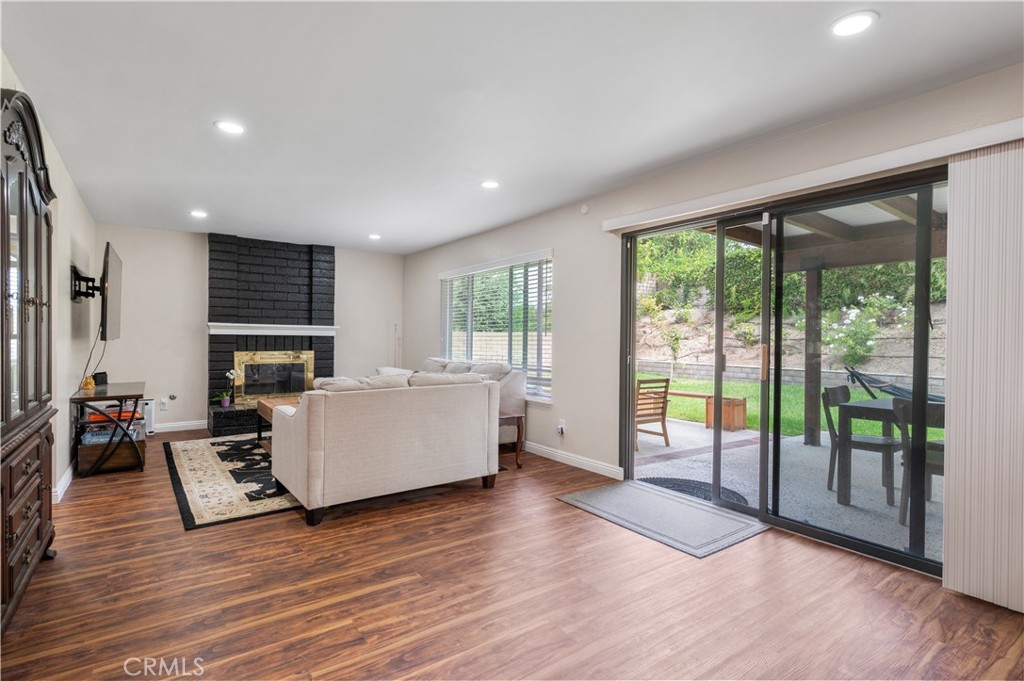 6832 Ranchgrove Road Riverside, CA 92506 - Photo 12 of 44