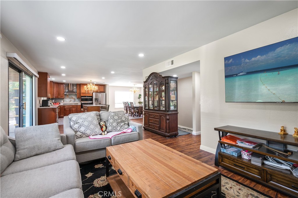 6832 Ranchgrove Road Riverside, CA 92506 - Photo 15 of 44