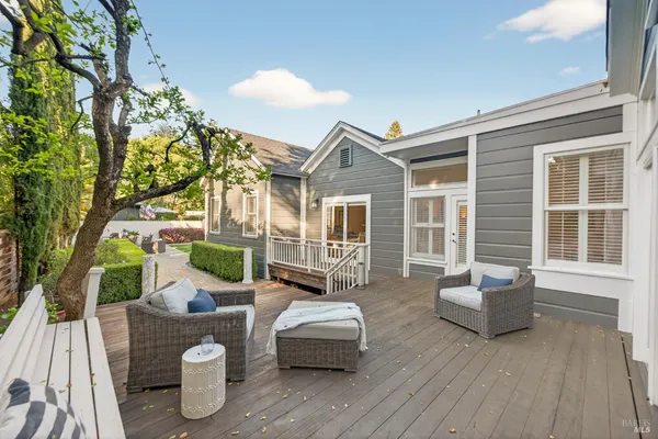 $3,090,000 | 354 East Napa Street, Sonoma, CA 95476
