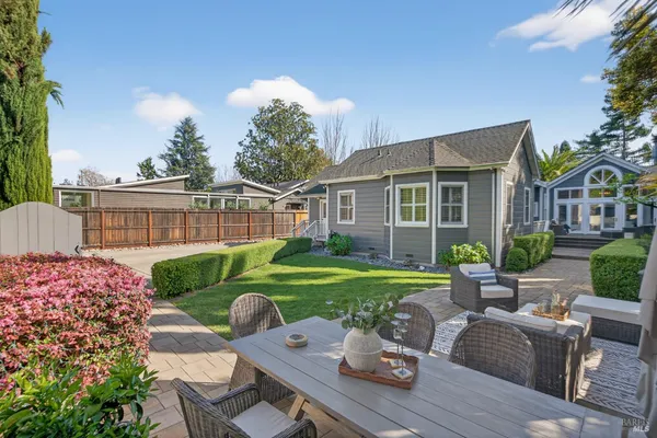 $3,090,000 | 354 East Napa Street, Sonoma, CA 95476