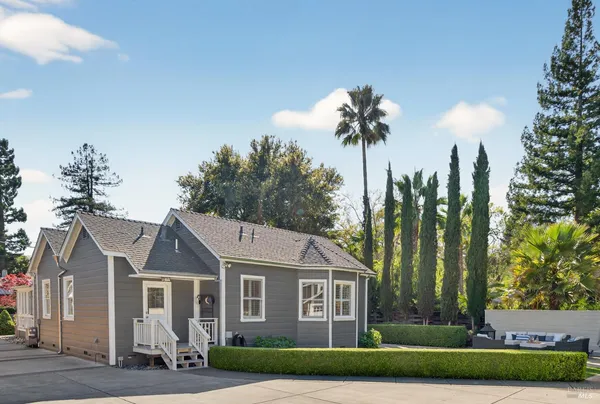 $3,090,000 | 354 East Napa Street, Sonoma, CA 95476
