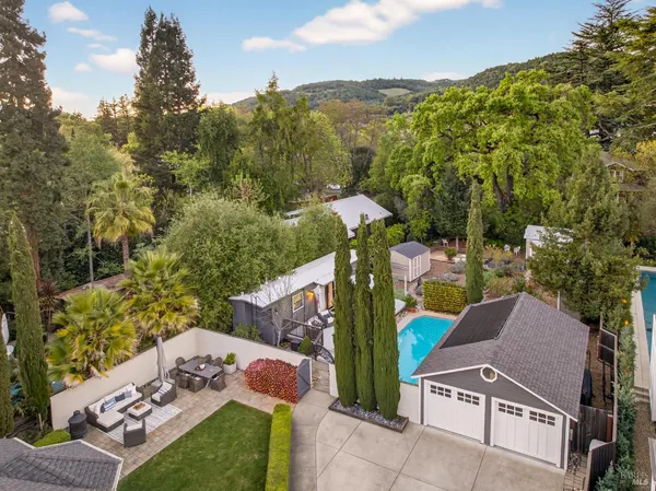$3,090,000 | 354 East Napa Street, Sonoma, CA 95476