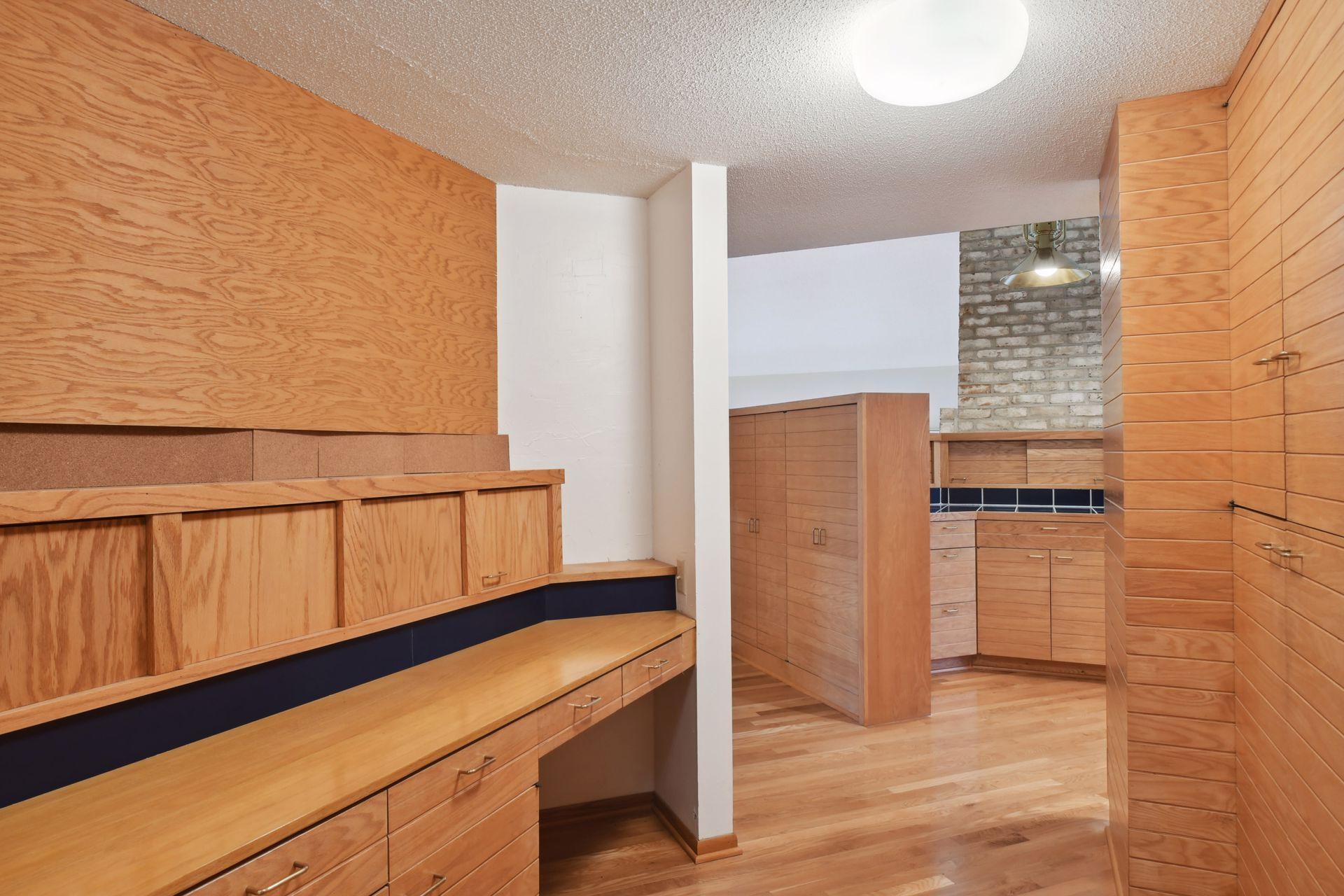 12620 Bent Tree Road Minnetonka, MN 55305 - Photo 14 of 52 Gallery Image 14