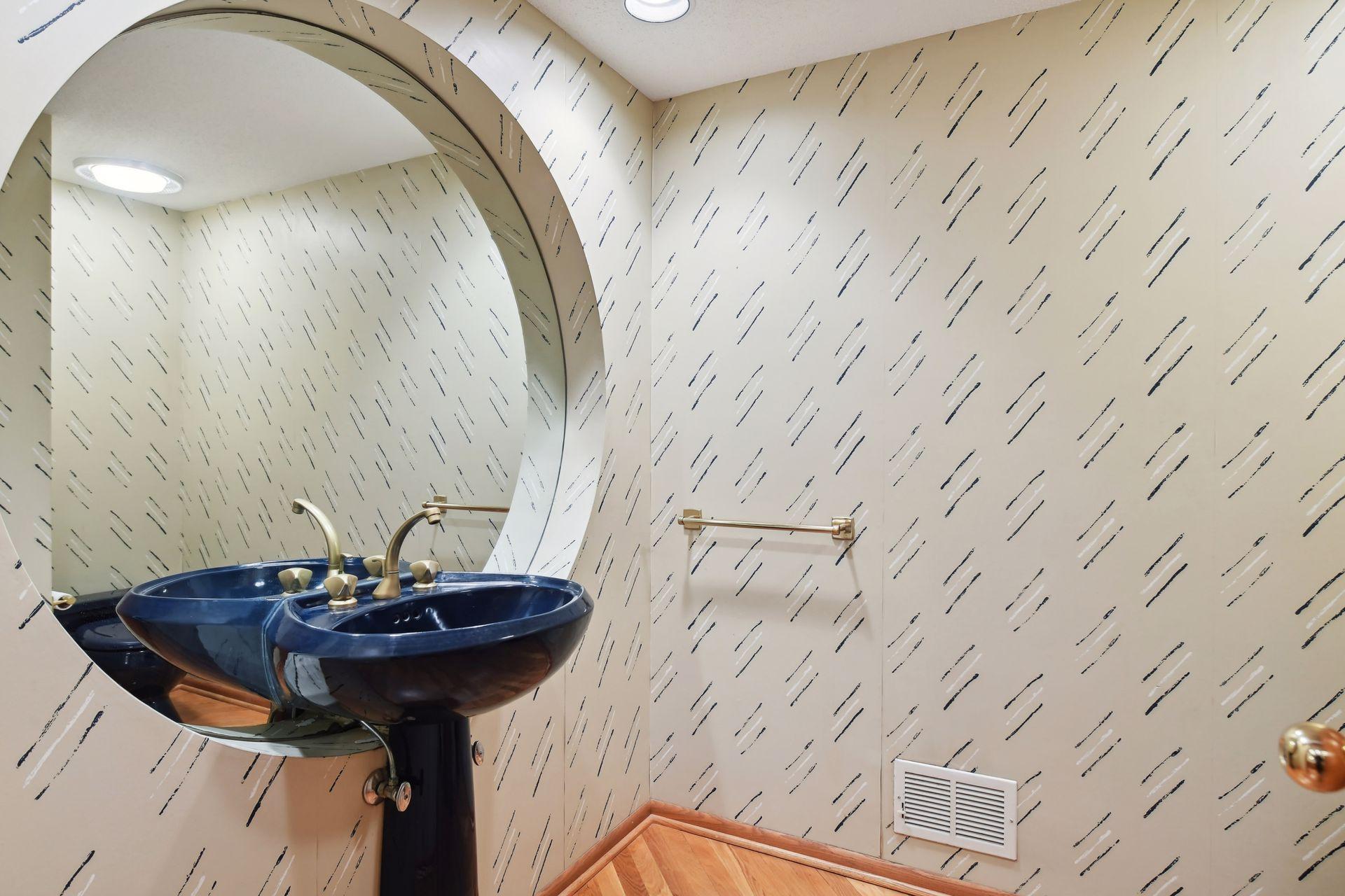 12620 Bent Tree Road Minnetonka, MN 55305 - Photo 22 of 52 Gallery Image 22